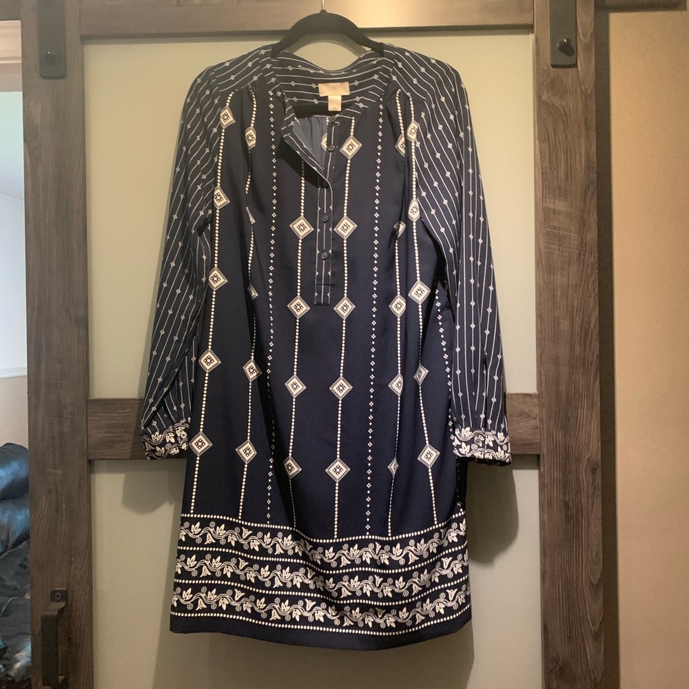 Loft long sleeve polyester dress